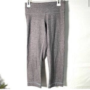 🤍Lululemon crop Size 2
